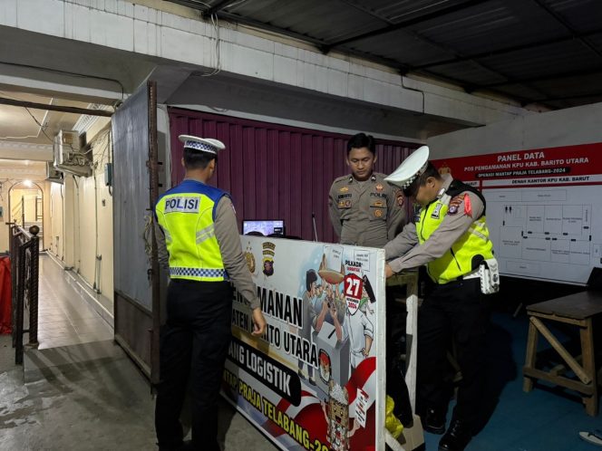 
					Satlantas Polres Barito Utara Lakukan Patroli ke Gudang Logistik KPU, Pastikan Situasi Aman dan Kondusif