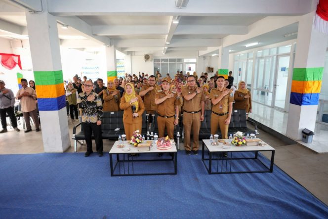 
					Luncurkan Senandung Perdana Tingkat Kelurahan, Erwin Pastikan Perempuan dan Anak Terlindungi