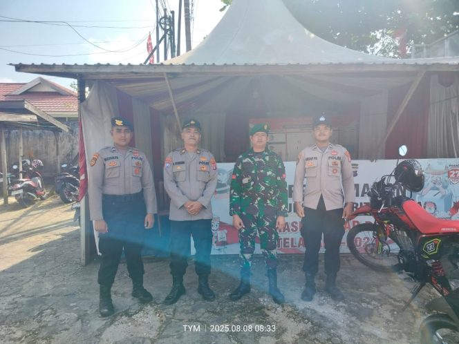 
					Polres Barito Utara Laksanakan PAM KPU, Pastikan Keamanan Logistik Menjelang Sidang Pleno Tetap Terjaga
