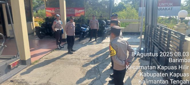 
					Melalui Apel Pagi Kapolsek Kapuas Hilir Sampaikan Beberapa Arahan Dan Penekanan Kepada Anggotanya