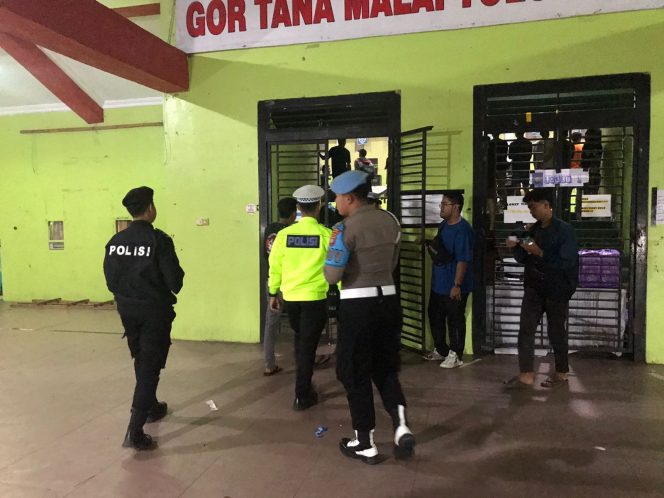 
					Patroli Malam Polres Murung Raya Sambang GOR Futsal Cegah Gangguan Kamtibmas