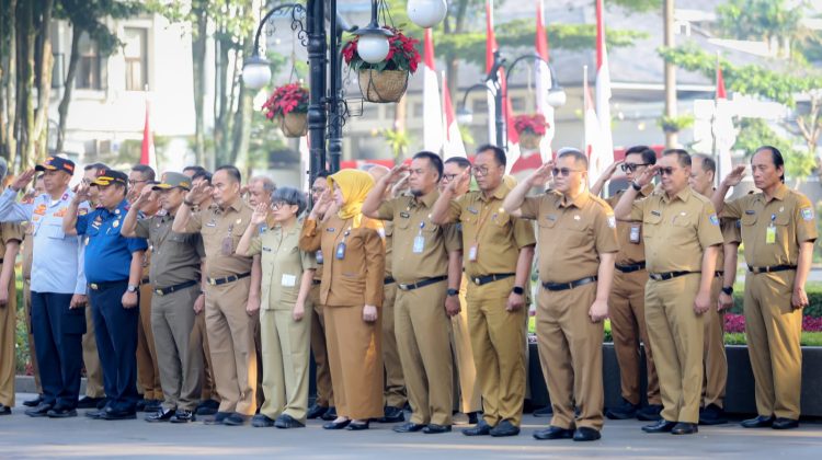 Survei Kepuasan Capai 66 Persen, Wali Kota Bandung: Tantangan Kita Masih Berat!