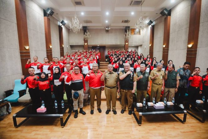 
					Wali Kota Bandung Bekali 100 Calon Paskibraka Semangat Kebangsaan