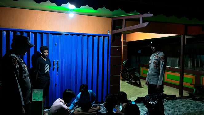 
					Polsek Jelai Perkuat Patroli Malam Dalam Rangka KRYD