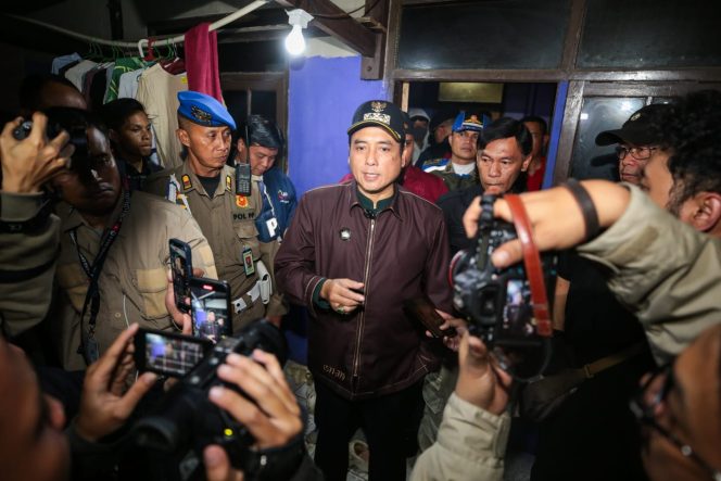 
					Pemkot Bandung Segel Sejumlah Kamar Apartemen yang Diduga Jadi Ajang Prostitusi