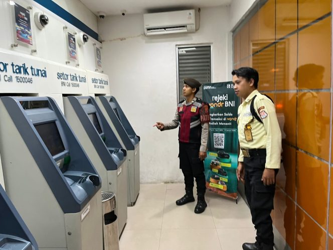 
					Antisipasi Aksi Premanisme, Sat Samapta Polres Kapuas Itensifkan Kegiatan Patroli Dialogis Di Malam Hari