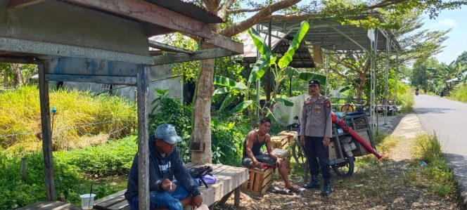 
					Jaga Kamtibmas Tetap Kondusif Polsek Kapuas Hilir Tingkatkan Patroli Harkamtibmas Siang