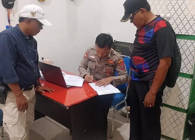 
					FORUM WARTAWAN BERSATU LABUSEL SURATI POLRES LABUSEL TINDAK LANJUT TUNTUTAN