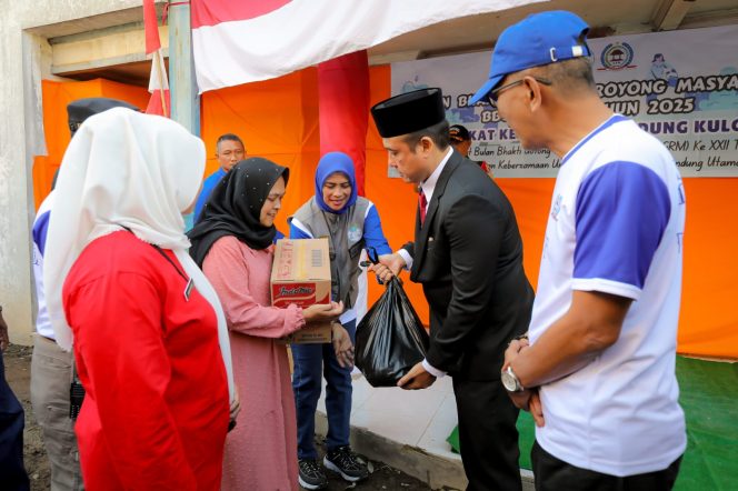 
					Ayo Wariskan Gotong Royong Kepada Generasi Muda!
