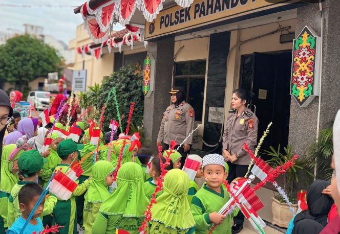
					POLSEK PAHANDUT GELAR KEGIATAN RAMAH ANAK SAMBUT HUT RI KE-8