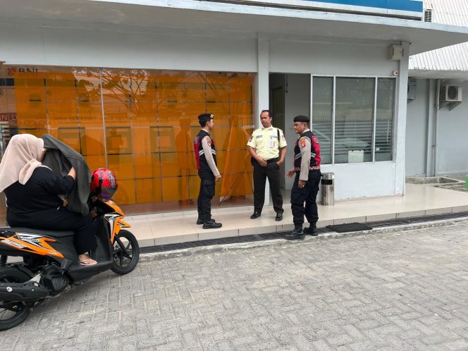 
					Antisipasi Aksi Ganguan Keamanan, Sat Samapta Polres Kapuas Itensifkan Kegiatan Patroli Dialogis