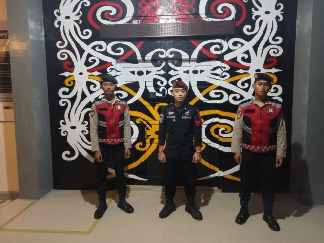 
					Polres Sukamara Pantau Lingkungan Lapas di Malam Hari, Pastikan Tidak Ada Gangguan
