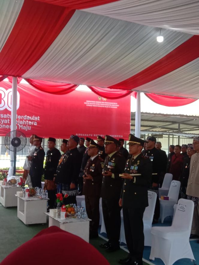 
					Lapas Kelas IIA Karawang Berikan Remisi Umum Kepada 928 Orang Warga Binaan
