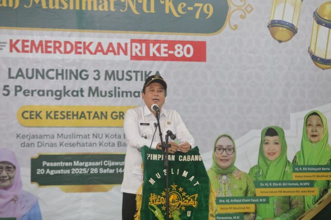 
					Cek Kesehatan Gratis di Pesantren Cijawura, Erwin: Sehat Itu Ibadah
