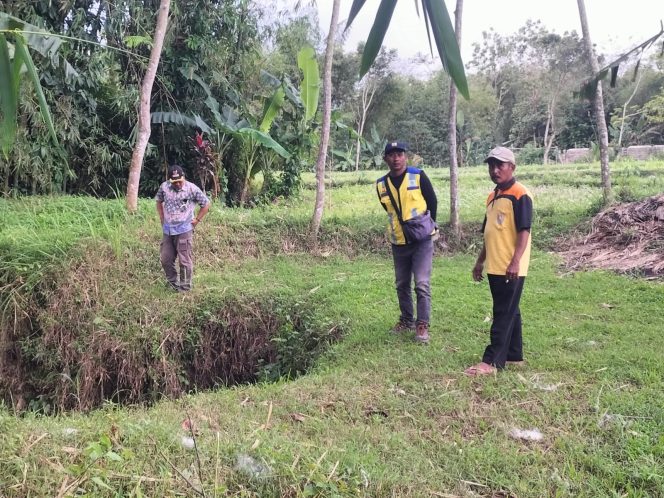 
					BBWS Citanduy Merespons Cepat, Turunkan Tim Survei Atasi Longsor Sungai Ci’meneng