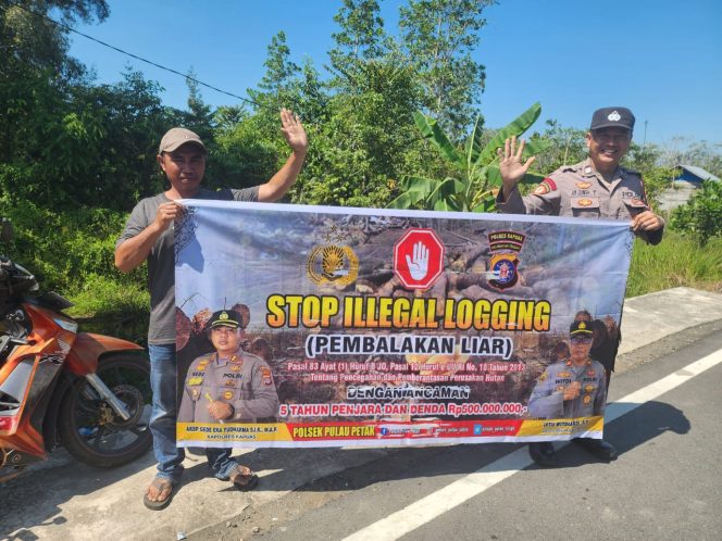 
					SOSIALISASI PENEBANGAN HUTAN SECARA LIAR (ILEGAL LOGING) OLEH PERSONIL POLSEK PULAU PETAK