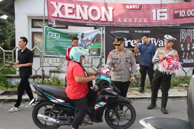 
					Polres Sukamara Ikut Meriahkan Gelora Merah Putih Bersama Bupati Sambut HUT RI ke-80