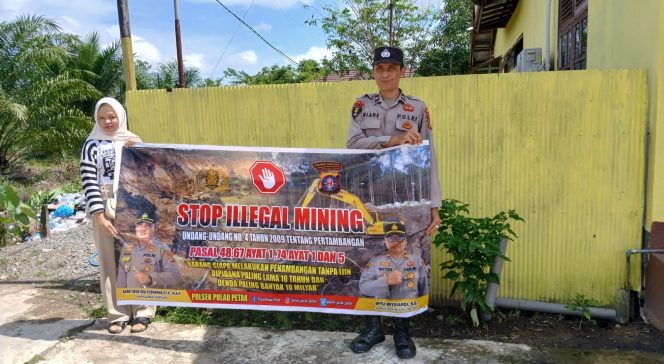 
					PERSONEL POLSEK PULAU PETAK LAKSANAKAN SOSIALISASI ILEGAL MINING KE MASYARAKAT GUNA PENCEGAHAN TAMBANG LIAR DI WILAYAH KECAMATAN PULAU PETAK