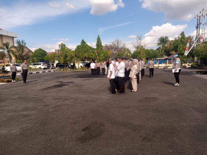 
					Konsolidasi Tugas Sepanjang Hari, Polresta Palangka Raya Laksanakan Apel Sore Kesatuan