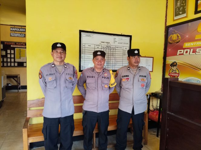 
					POLSEK PULAU PETAK LAKSANAKAN SIAGA MAKO PAGI