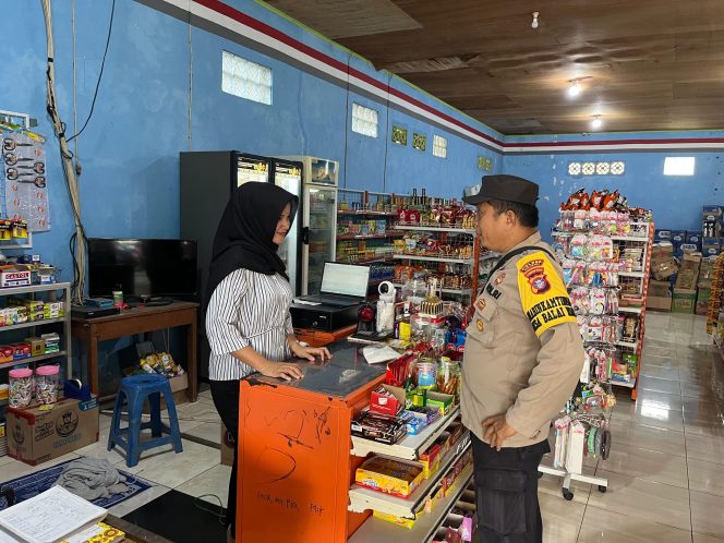 
					Polsek Balai Riam Laksanakan Patroli KRYD Demi Kondusifitas Wilayah