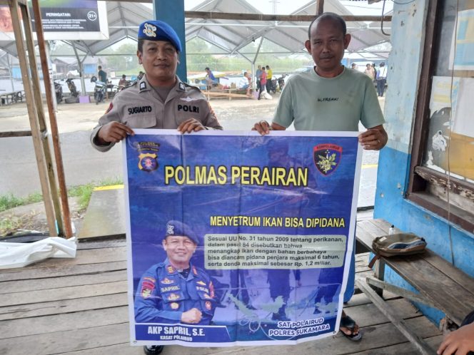 
					Sat Polairud Polres Sukamara Gelar Patroli, Sampaikan Imbauan Kamtibmas kepada Masyarakat