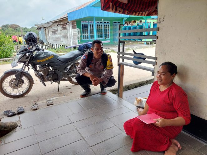 
					Melalui DDS, Bhabinkamtibmas Baamang Tingkatkan Kedekatan dan Kepercayaan Masyarakat