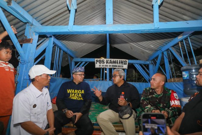 
					Warga Jaga Warga dan Kota: Kekompakan Jadi Benteng Kota Bandung