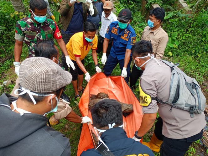 
					Warga Sagaranten Geger, Mayat Perempuan Lansia Ditemukan Mengambang di Kolam Rawa