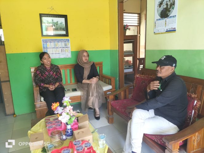
					Praktik Diduga Pungli di SMPN 3 Jeruklegi, Orang Tua Keberatan Biaya Sumbangan, Seragam, dan Study Tour