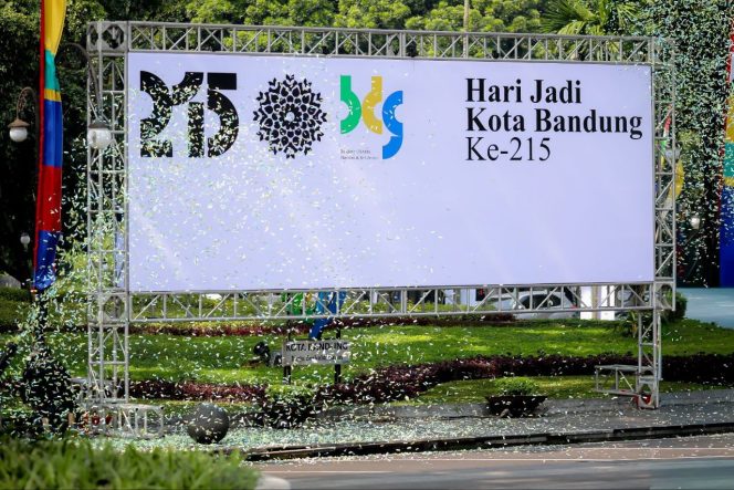 
					Resmi Dirilis! Logo HJKB 215 Hadirkan Makna Kreativitas, Budaya, dan Kolaborasi 