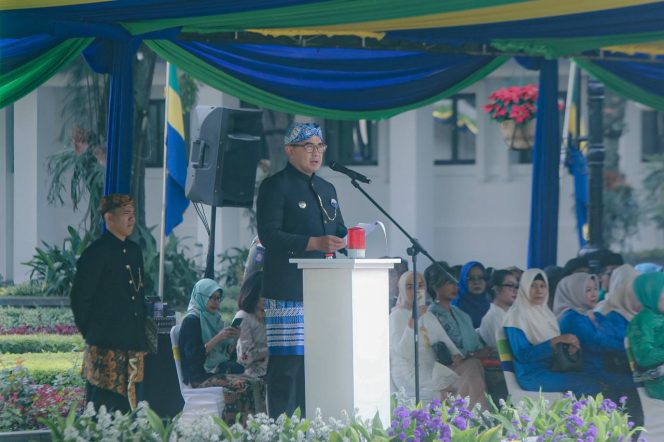 
					215 Tahun Kota Bandung, Dari Semangat Lautan Api Menuju Kota Kreatif Dunia