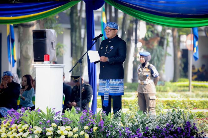 
					Hari Jadi ke-215 Kota Bandung, Farhan: Pembangunan Dikerjakan dengan Cinta