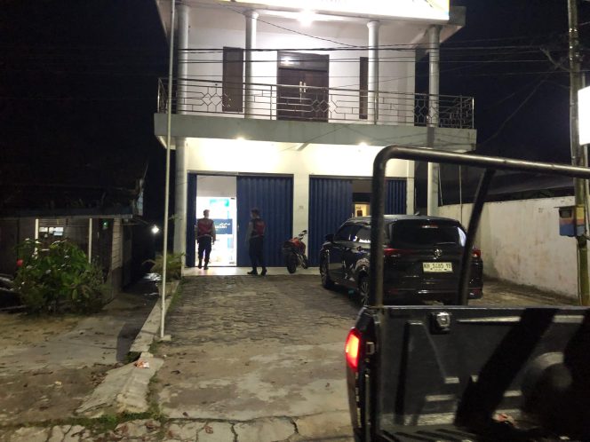 
					Patroli Harkamtibmas Polres Sukamara Hadirkan Rasa Aman di Bank Mandiri