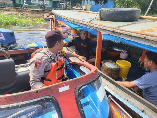
					Inovasi Anjeli Polsek Jajaran Laksanakan Patroli Dan Imbau Keselamatan Pelayaran