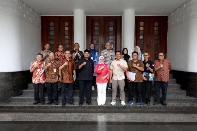 
					DPD RI Siap Dukung Program Prioritas Pembangunan Kota Bandung