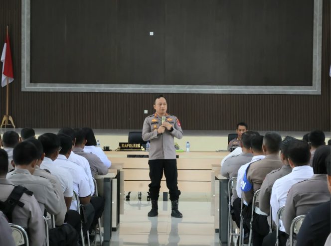 
					Kapolres Barsel Beri Pembekalan Teknis Kepada Personel Yang Akan Daftar Sekolah Perwira