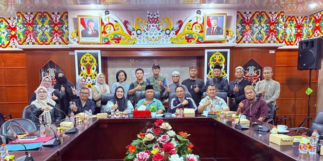 
					Wujud Sinergi Ulama dan Umaro, Peringatan Hari Santri Nasional 2025 Murung Raya Akan Digelar Meriah