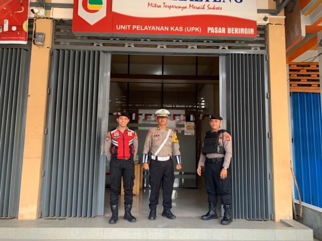
					Kamtibmas Aman, Personel KRYD Polres Barsel Rutin Lakukan Patroli Dialogis