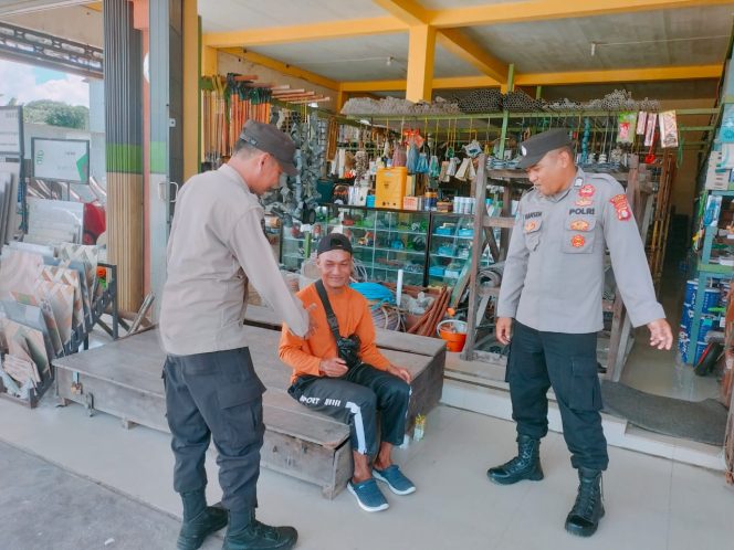 
					Giat Berikan Imbauan kepada warga masyarakat rutin oleh ka SPKT  Polsek Kapuas Tengah.
