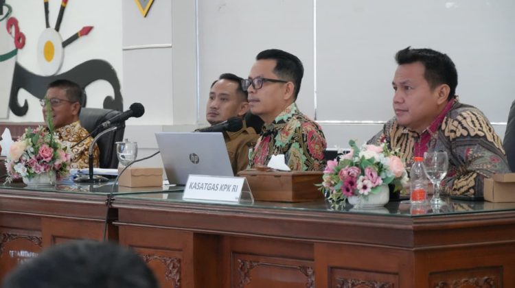 Seharian KPK bareng Pemko dan DPRD Kota Palangka Raya, Ada Apa?