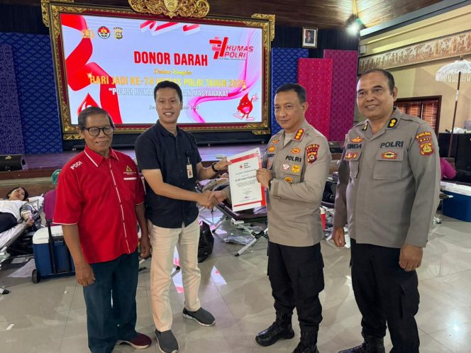 
					Donor Darah Serentak Hut Humas Polri Ke-74 Polda Bali Sumbangkan 381 Kantong Darah 