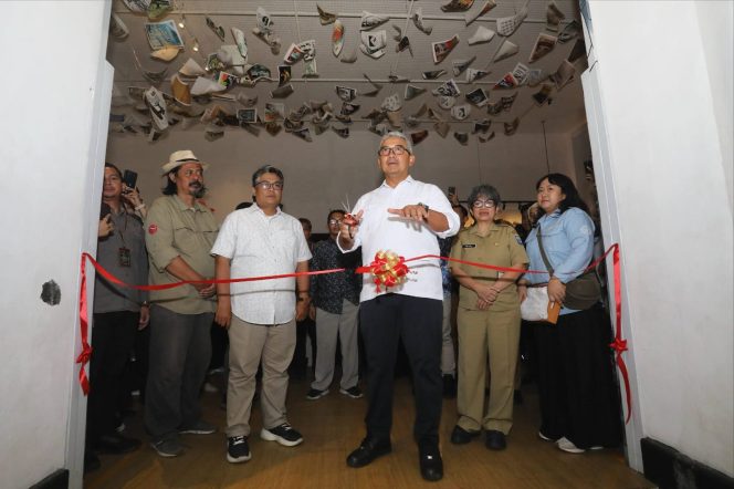 
					Milestone 215 Tahun Kota Bandung: Jejak Sejarah dan Identitas Kota Bandung dalam Satu Pameran