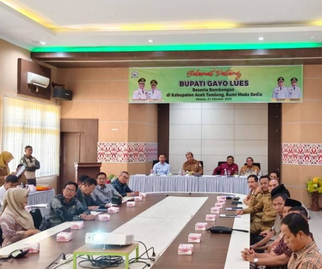 
					Demi Perekonomian Warga, Bupati Aceh Tamiang Sepakat Percepat Bangun Jalan Lesten-Pulau Tiga Bersama Bupati Gayo Lues