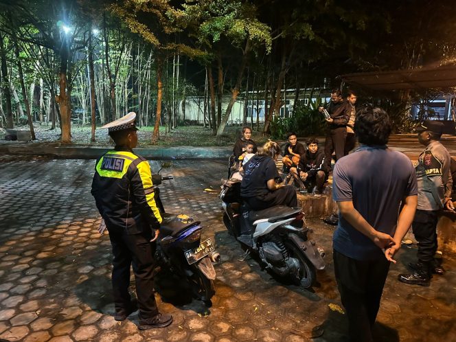 Patroli Malam Personel Polres Kapuas Menjaga Kamtibmas Tetap Aman dan Kondusif