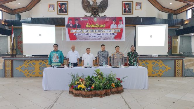 
					Komandan Kodim 1015/Sampit Hadiri Sosialisasi Koperasi Merah Putih