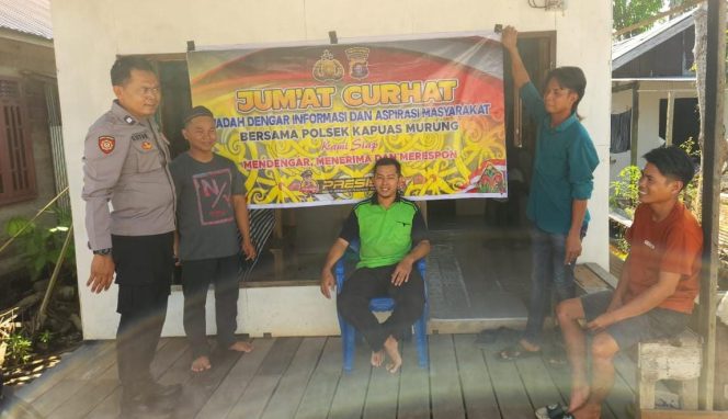 
					Dengarkan Aspirasi Masyarakat,Polsek Kapuas Murung Gelar Jumat Curhat