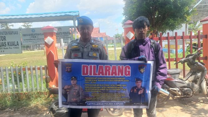
					Cegah Illegal Fishing, Satpolairud Polres Kapuas Imbau Hal Ini Pada Warga Pesisir DAS Kapuas