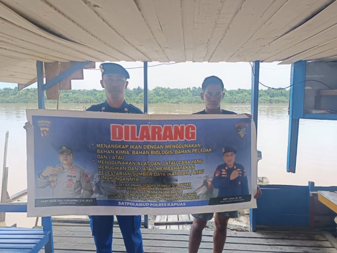 Cegah Illegal Fishing, Satpolairud Polres Kapuas Imbau Hal Ini Pada Warga Pesisir DAS Kapuas