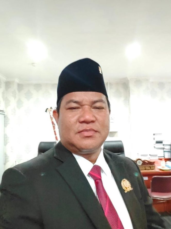 
					Ketua Komisi II DPRD Murung Raya, Bebie, S.Sos., S.H., S.P., M.M., M.A.P.